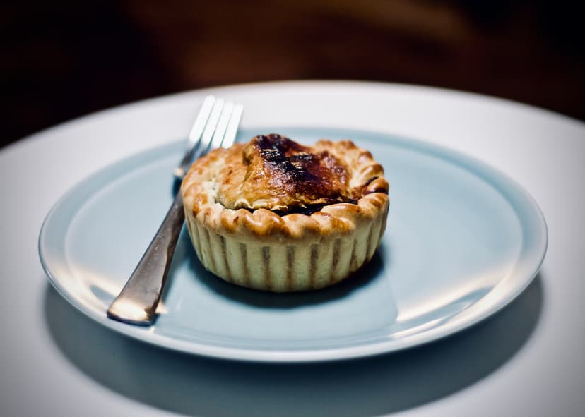Meat Pie Calories Quick Nutritional Guide